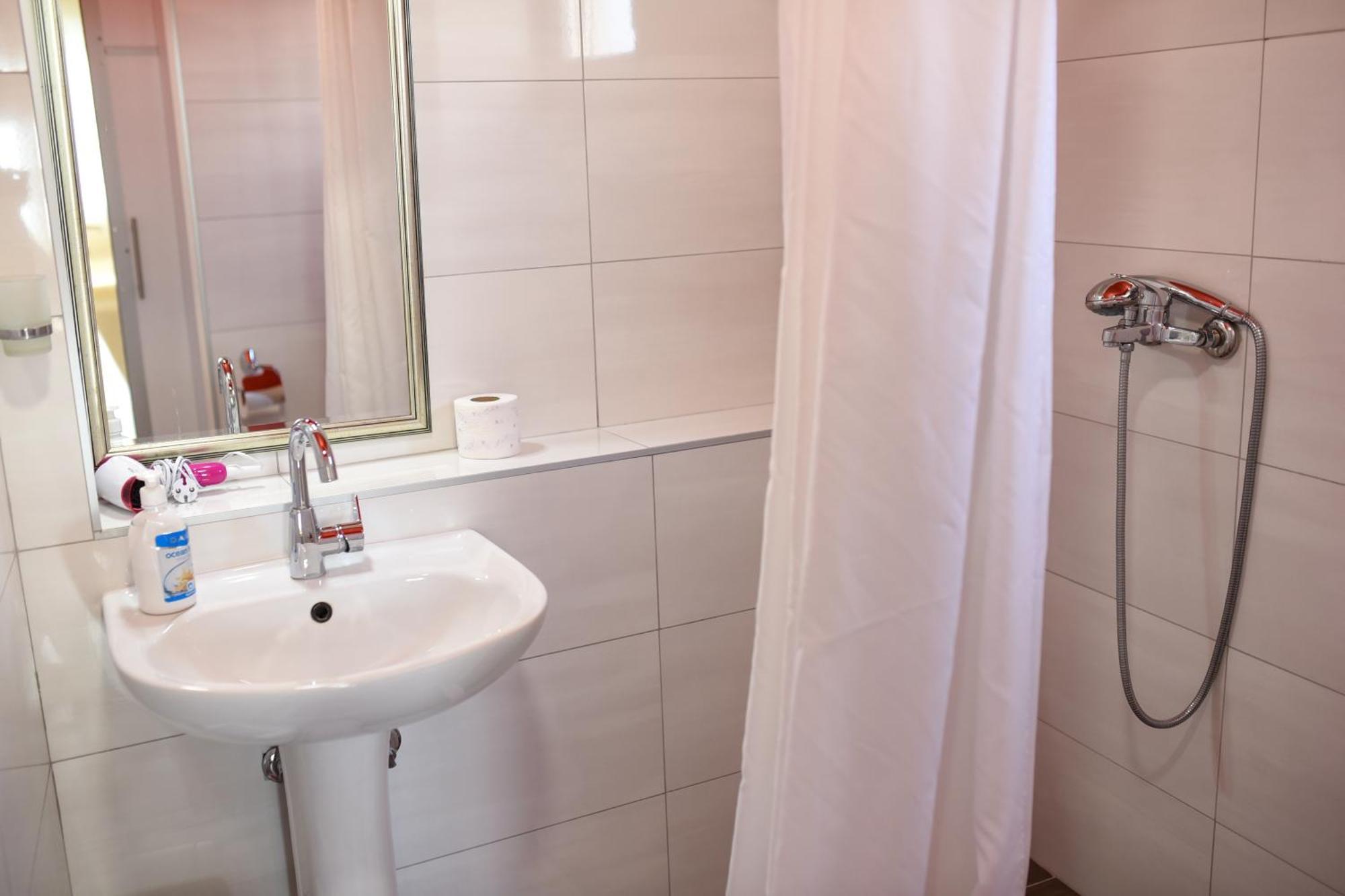 Dalila Apartman Mostar Phòng bức ảnh